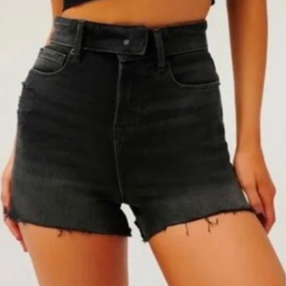 GOOD AMERICAN, Bombshell Short with Foldover Waistband, Black, NWT, size 8 / 29